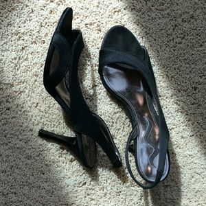 Black dress shoes
